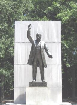 Theodore Roosevelt Statue