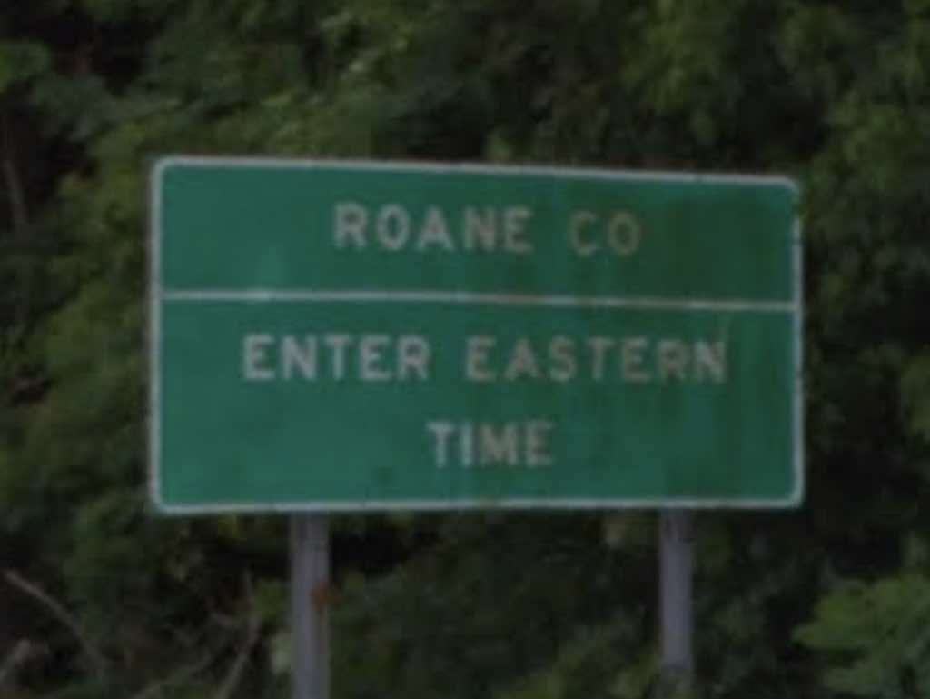 Entering Eastern Time Zone on I-40, Tennessee. Image from Google Street View; June 2018.