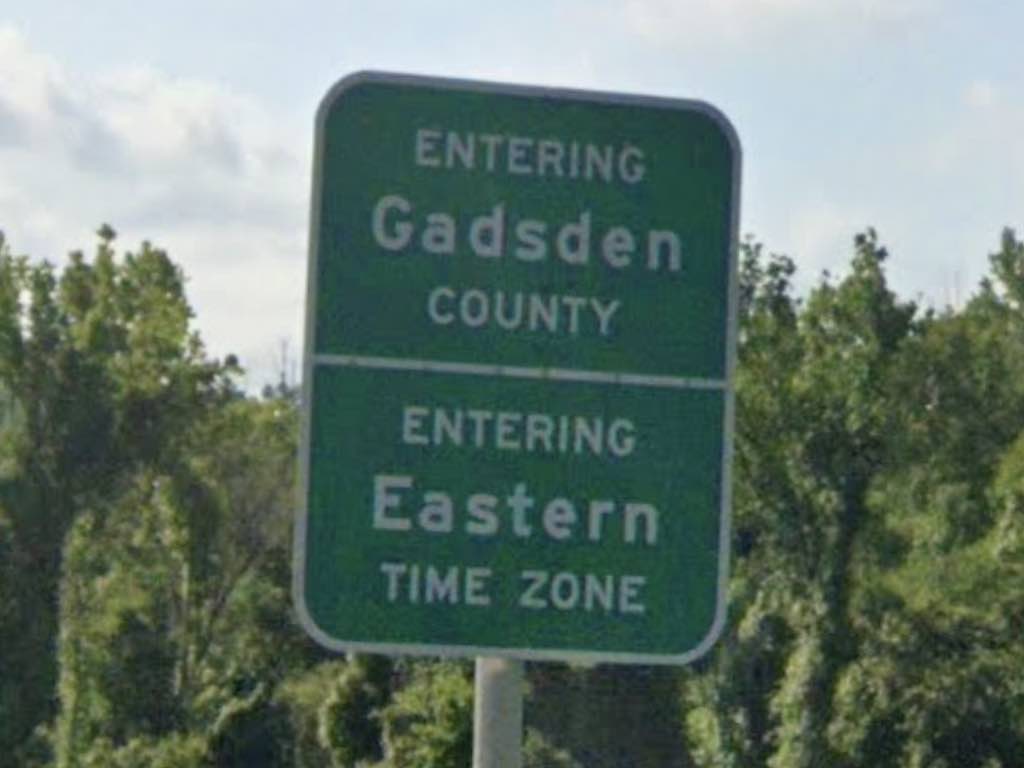 Entering Eastern Time Zone on I-10, Florida. Image from Google Street View; April, 2021.