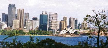Sydney Skyline in 1997. Photo by howderfamily.com; (CC BY-NC-SA 2.0)