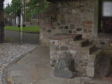 Duddingston Kirk Horseblock via Google Street View; August 2012