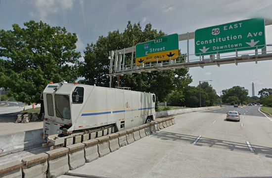 Lane Mover. Roosevelt Bridge, DC, USA. Screen shot from Google Street View; August 2014.