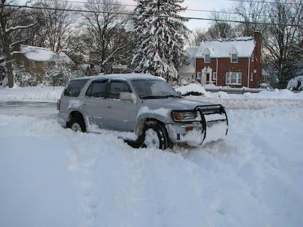 4 Wheel Drive Wasn't Enough. Photo by howderfamily.com; (CC BY-NC-SA 2.0)