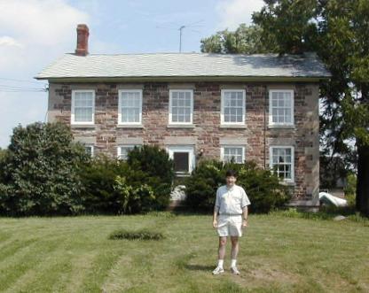 Old Howder Homestead. Photo by howderfamily.com; (CC BY-NC-SA 2.0)