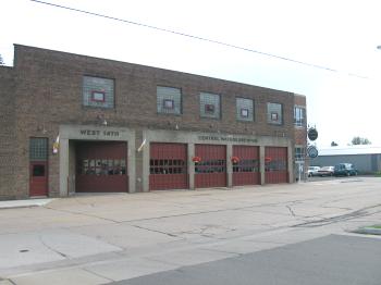 Central Waters BrewPub - Exterior Photo